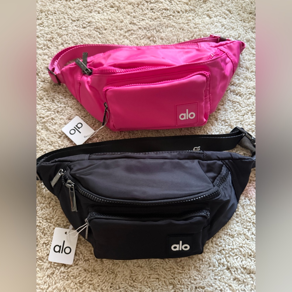 Alo Explorer Fanny Pack Hot Pink or  Black